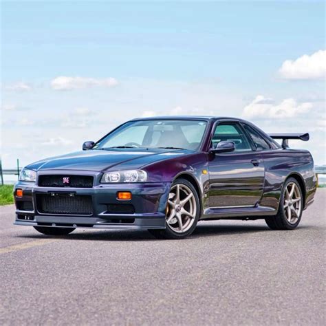 r34 gtst|Differences between the GTSTs and the GTRs : r/SkyLine